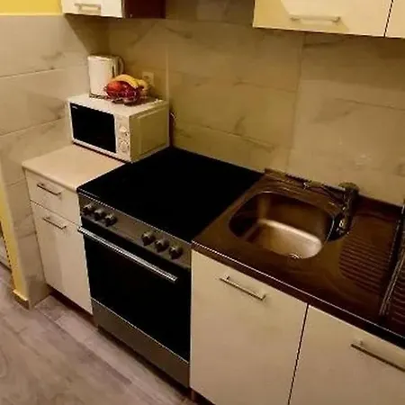 Apartment With Parking Spaces - 24190 *