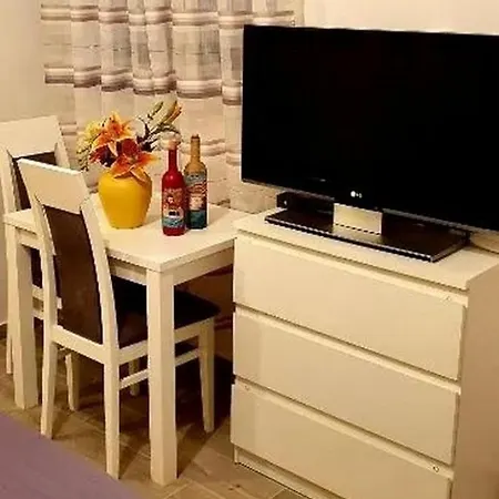 Apartment With Parking Spaces - 24190 Dubrovnik