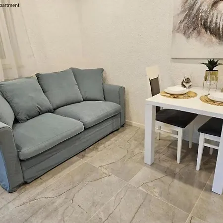 Apartment With Parking Spaces - 24190 Dubrovnik